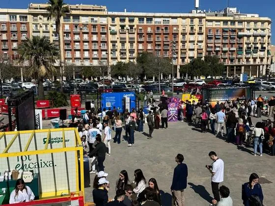 Público en el recinto de FOMOFEST